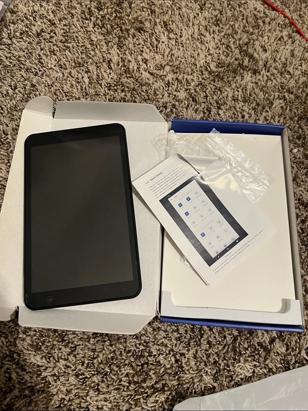 Link Scepter 8 Tablet in Blue Packaging with Black Device Image- MISSING CHARGER